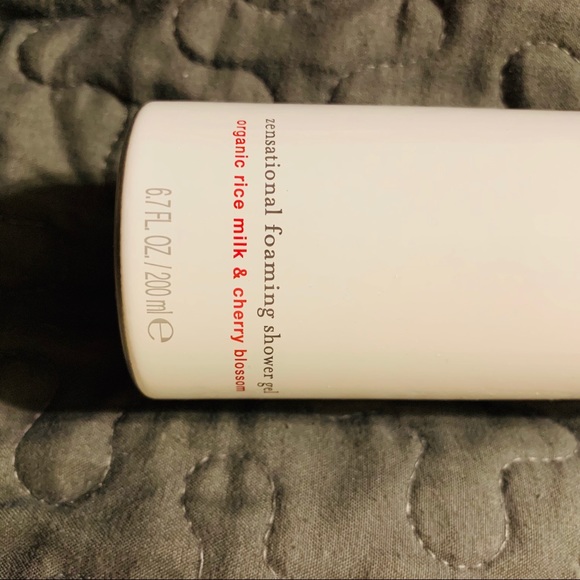 Foaming shower gel - Picture 3 of 3